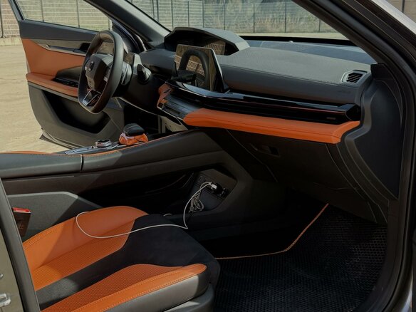 2023 Changan UNI-V I, серый, 2800000 рублей - вид 25