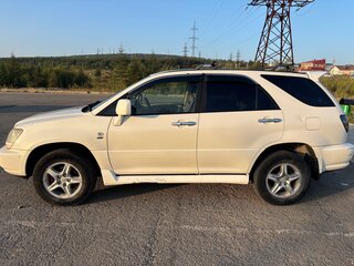 2000 Toyota Harrier I (XU10), белый, 1000000 рублей, вид 2
