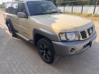 2023 Nissan Patrol V (Y61) Рестайлинг, бежевый, 8200000 рублей, вид 3