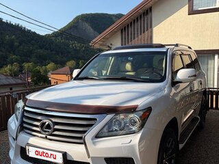 2012 Lexus LX 570 III Рестайлинг, белый, 5000000 рублей, вид 1