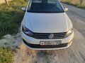 2016 Volkswagen Polo V Рестайлинг, белый, 900000 рублей - вид 2