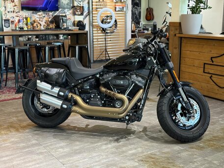 2020 Harley-Davidson Fat Bob, чёрный, 2150000 рублей, вид 1
