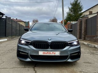 2017 BMW 5 серии 520d xDrive VII (G30/G31/G38), серый, 3700000 рублей, вид 2