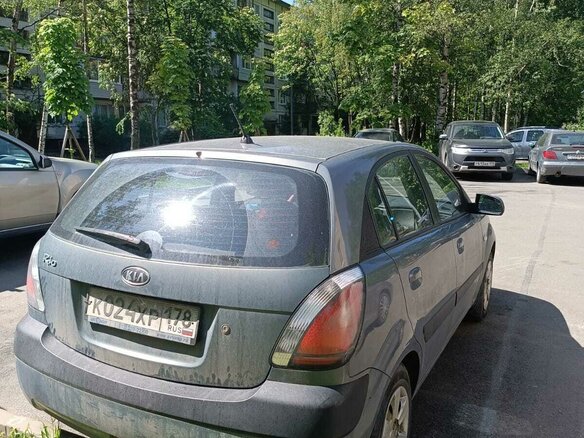2007 Kia Rio II, серый, 500000 рублей - вид 9