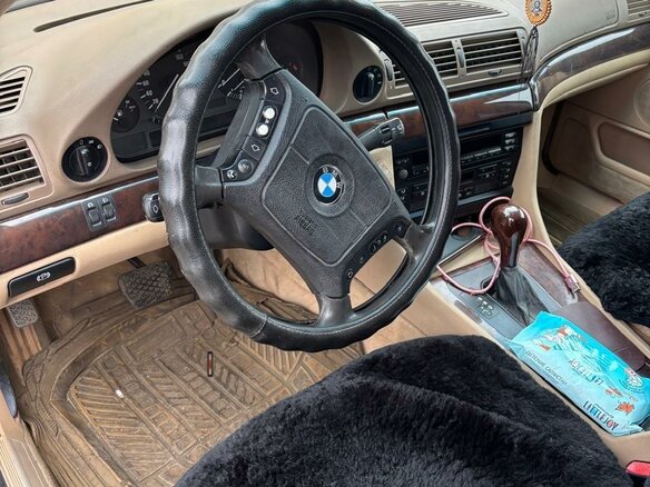1997 BMW 7 серии 728i III (E38), синий - вид 4