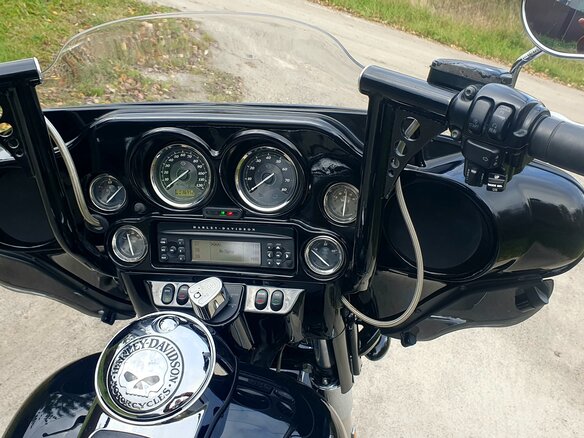2013 Harley-Davidson Electra Glide, чёрный, 1100000 рублей - вид 15