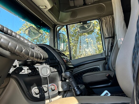 2008 DAF XF 105, белый, 3900000 рублей - вид 17