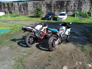 2007 Honda CBR 1000 RR/RA Fireblade, белый, 700000 рублей, вид 1