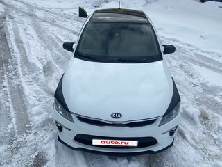 2020 Kia Rio IV, белый, 1280000 рублей, вид 3