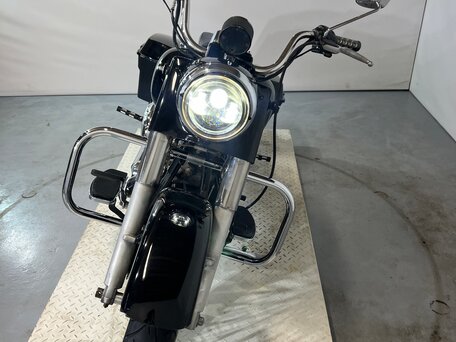 2009 Harley-Davidson Road King, чёрный, 610000 рублей, вид 3
