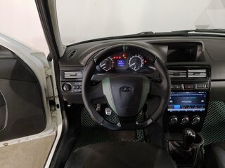 2017 Lada (ВАЗ) Priora I Рестайлинг, белый, 700000 рублей, вид 5