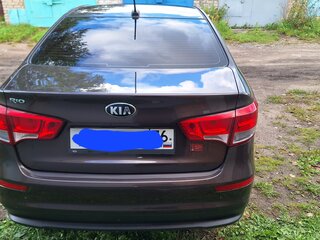 2017 Kia Rio III Рестайлинг, коричневый, 1500000 рублей, вид 5