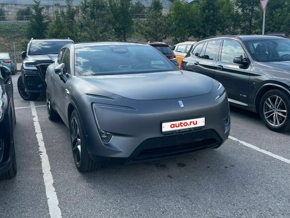 2023 Avatr 11 90 kWh I, серый, 4600000 рублей - вид 1