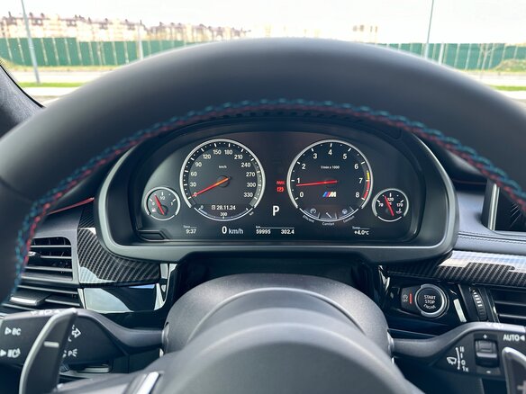 2015 BMW X5 M II (F85), чёрный, 5400000 рублей - вид 10