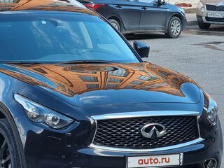 2017 Infiniti QX70, чёрный, 4200000 рублей, вид 1