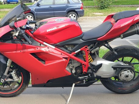 2009 Ducati 848, красный, 570000 рублей, вид 4
