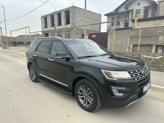 2017 Ford Explorer V Рестайлинг, чёрный, 2700000 рублей, вид 1