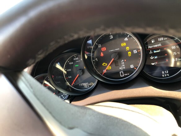 2011 Porsche Cayenne Diesel II (958), коричневый, 4550000 рублей - вид 10