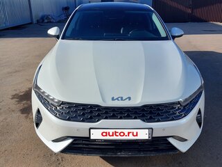 2021 Kia K5 III, белый, 3300000 рублей, вид 1
