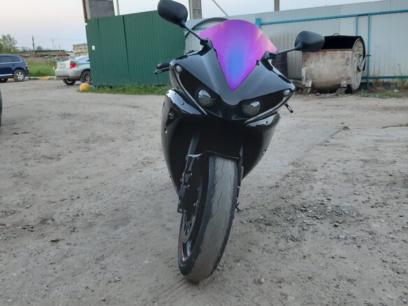 2012 Yamaha YZF-R1, чёрный - вид 3