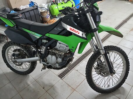 2012 Kawasaki KLX 250, зелёный, 380000 рублей, вид 2