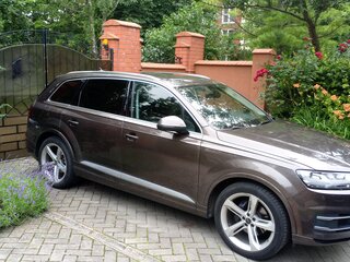 2018 Audi Q7 II (4M), коричневый, 5600000 рублей, вид 4