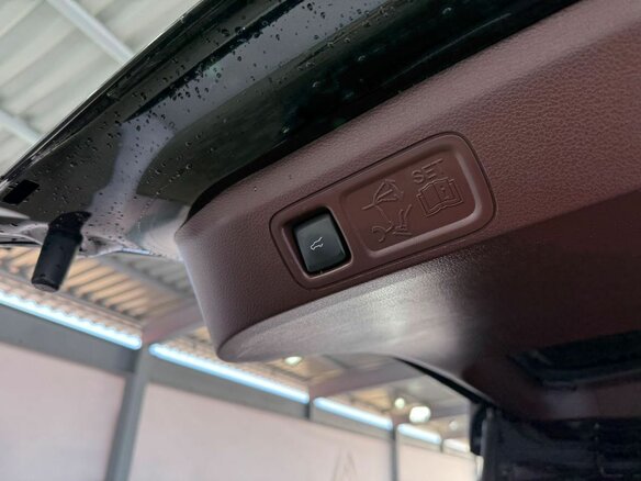 2019 Lincoln Navigator IV, чёрный, 7399000 рублей - вид 29