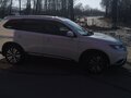 2019 Mitsubishi Outlander III Рестайлинг 3, белый - вид 4