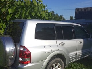 2001 Mitsubishi Pajero III, серебристый, 950000 рублей, вид 4