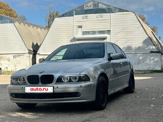 2001 BMW 5 серии 525i IV (E39) Рестайлинг, серебристый, 729000 рублей, вид 2