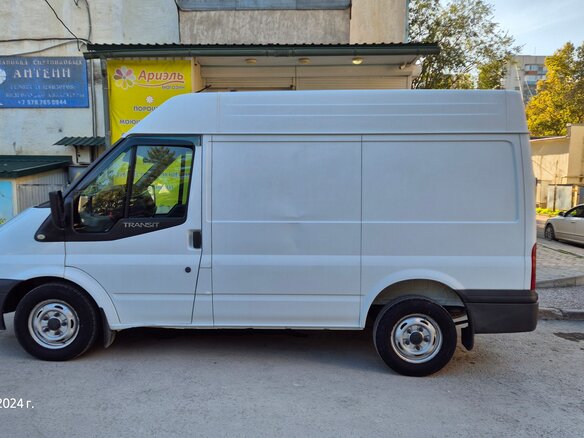 2012 Ford Transit, белый, 1700000 рублей - вид 5