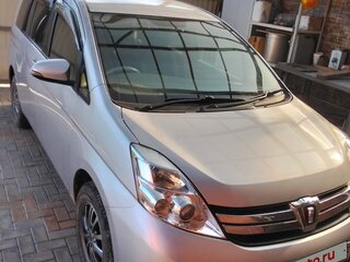 2015 Toyota ISis I Рестайлинг, серый, 1450000 рублей, вид 1