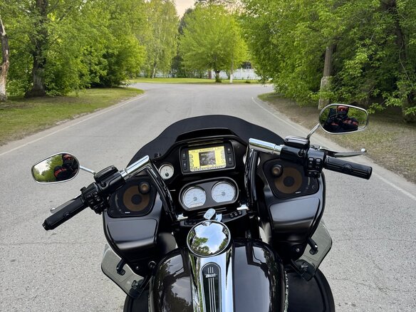 2018 Harley-Davidson Road Glide, чёрный, 1700000 рублей - вид 1