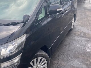 2011 Toyota Vellfire I, чёрный, 2500000 рублей, вид 4