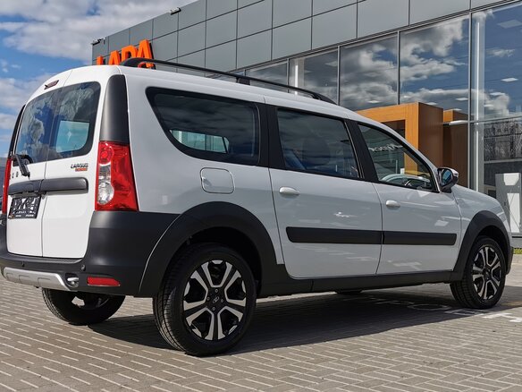 2025 Lada (ВАЗ) Largus Cross I Рестайлинг, белый - вид 8