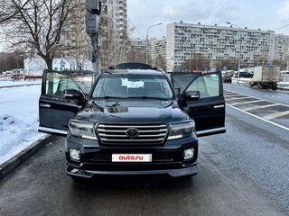 2013 Toyota Land Cruiser 200 Series Рестайлинг 1, чёрный, 4200000 рублей, вид 2