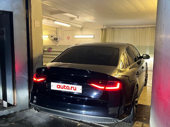 2014 Audi A4 IV (B8) Рестайлинг, чёрный, 1800000 рублей - вид 9