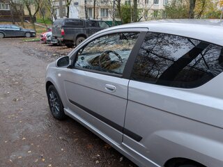 2009 Chevrolet Aveo I Рестайлинг, серебристый, 450000 рублей, вид 4