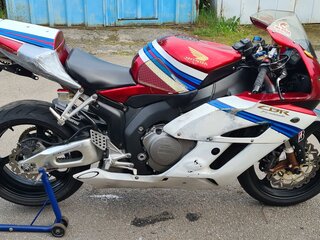 2005 Honda CBR 1000 RR/RA Fireblade, красный, 470000 рублей, вид 2