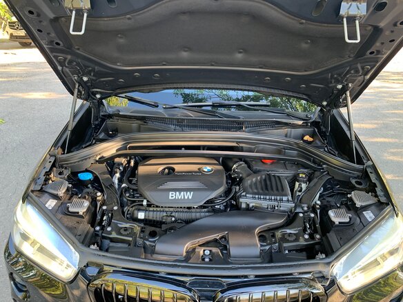 2018 BMW X1 20i xDrive II (F48), чёрный, 3000000 рублей - вид 8