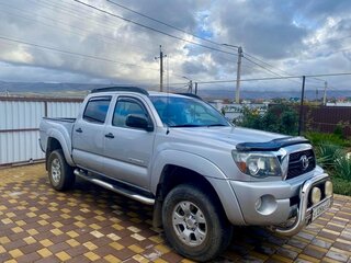 2010 Toyota Tacoma II, серый, 2999000 рублей, вид 1