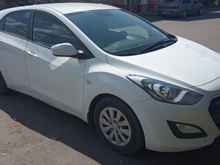 2015 Hyundai i30 II Рестайлинг, белый, 870000 рублей, вид 2