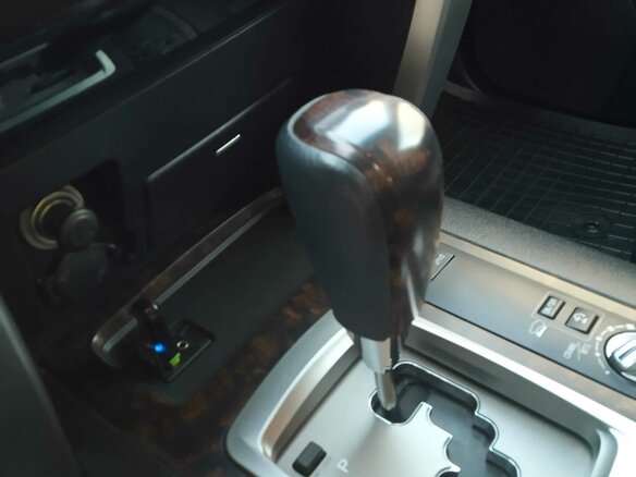 2013 Toyota Land Cruiser 200 Series Рестайлинг 1, серый - вид 5