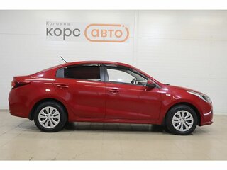 2017 Kia Rio IV, красный, 985000 рублей, вид 4