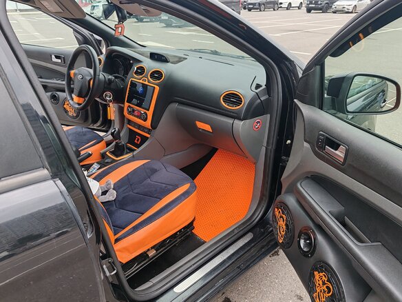 2008 Ford Focus II Рестайлинг, чёрный, 450000 рублей - вид 9