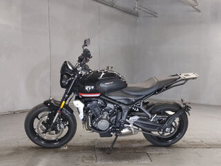 2021 Triumph Trident 660, чёрный, 700000 рублей, вид 2