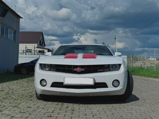 2010 Chevrolet Camaro V, белый, 2100000 рублей, вид 2