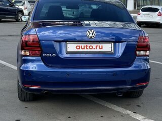 2018 Volkswagen Polo V Рестайлинг, синий, 1227000 рублей, вид 3