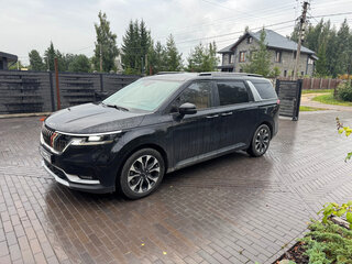 2022 Kia Carnival IV, чёрный, 5600000 рублей, вид 1
