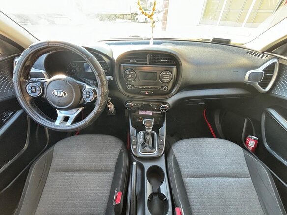 2019 Kia Soul III, красный, 1770000 рублей - вид 5